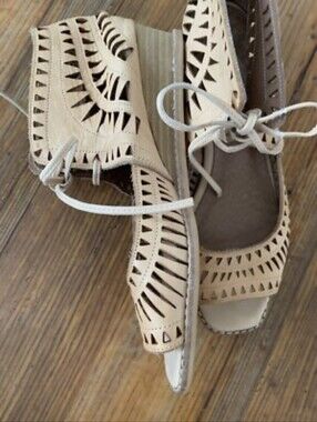 Jeffrey Campbell White Leather Laser Cut Lace-Up Wedge Sandal Boho Open Toe